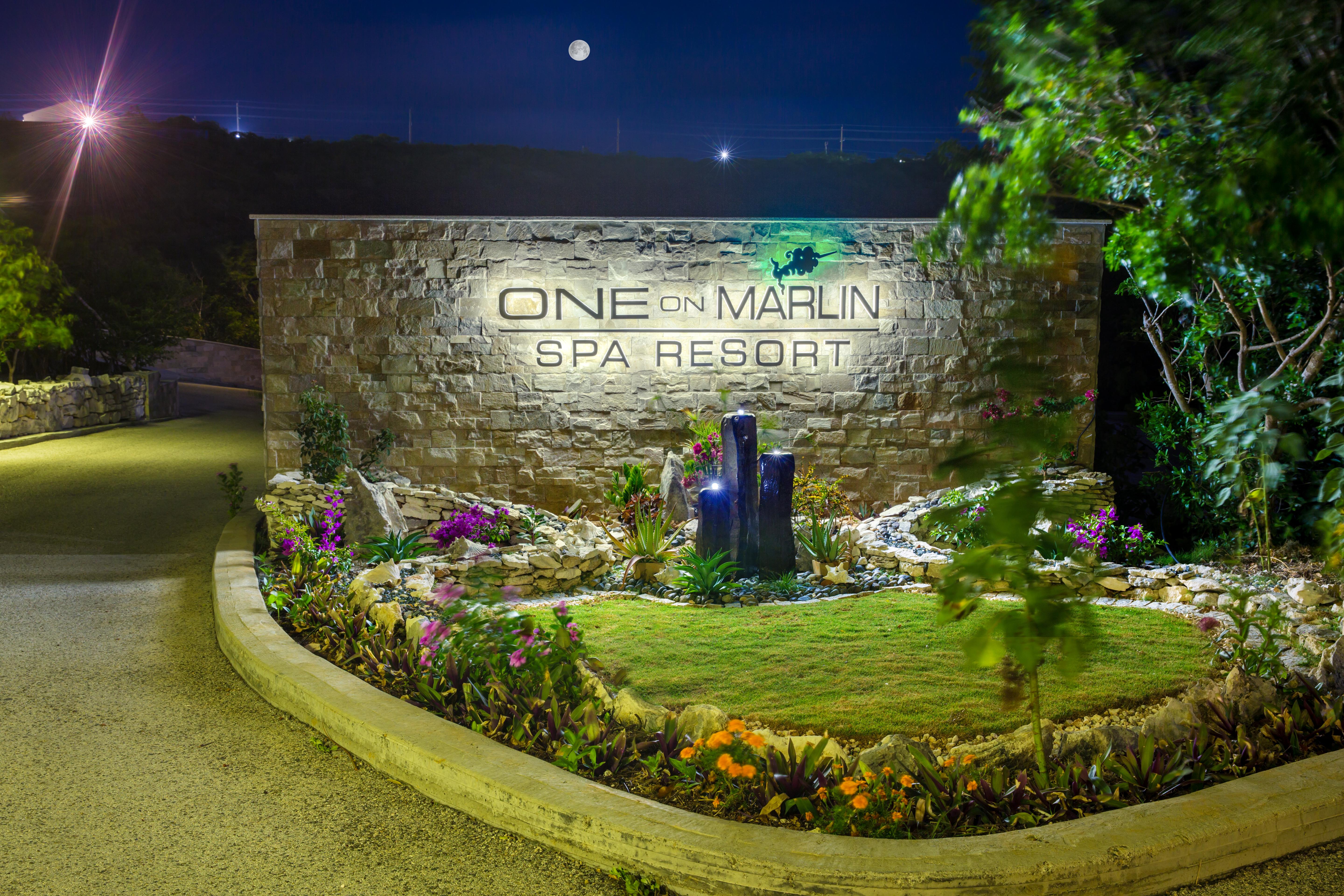 One On Marlin Resort (Adults Only) Turtle Cove Ngoại thất bức ảnh