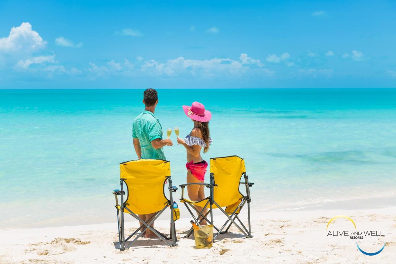 One On Marlin Resort (Adults Only) Turtle Cove Ngoại thất bức ảnh